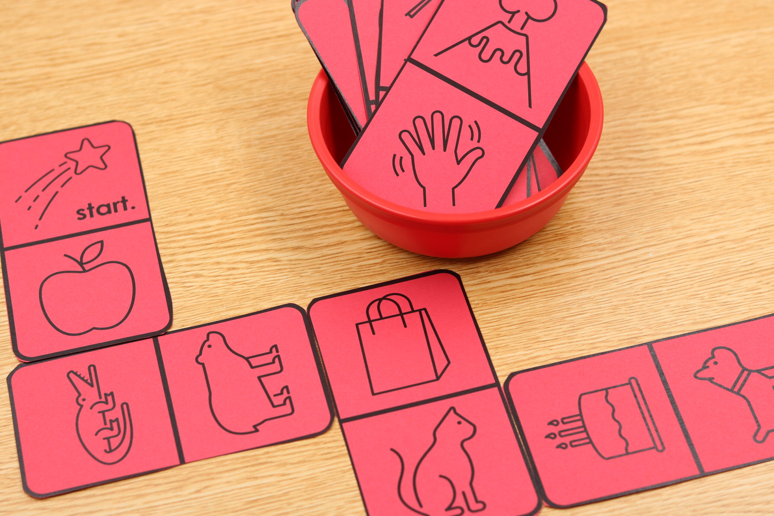 Free alphabet sounds dominoes game for matching beginning sound pictures