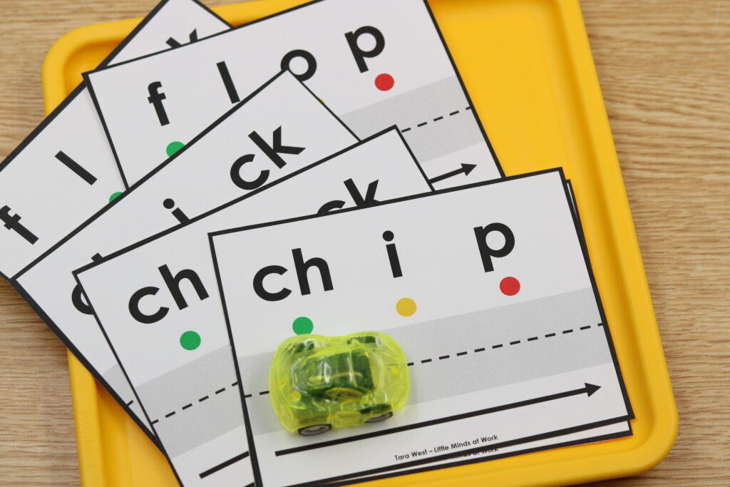 Free Drive the Sound fluency cards for blending digraphs and CCVC phonics words.