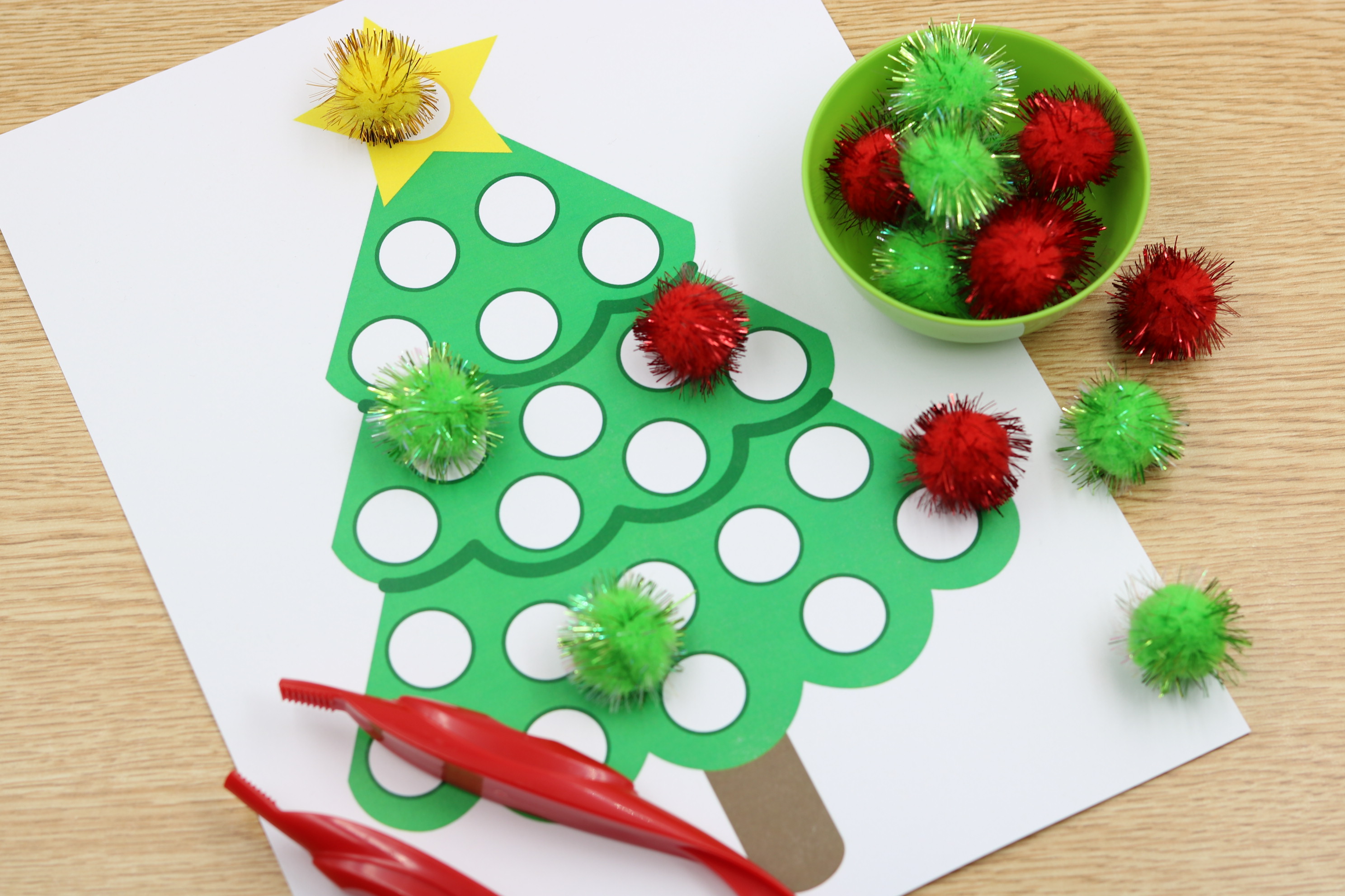 December fine motor tree mat with fuzzy poms freebie