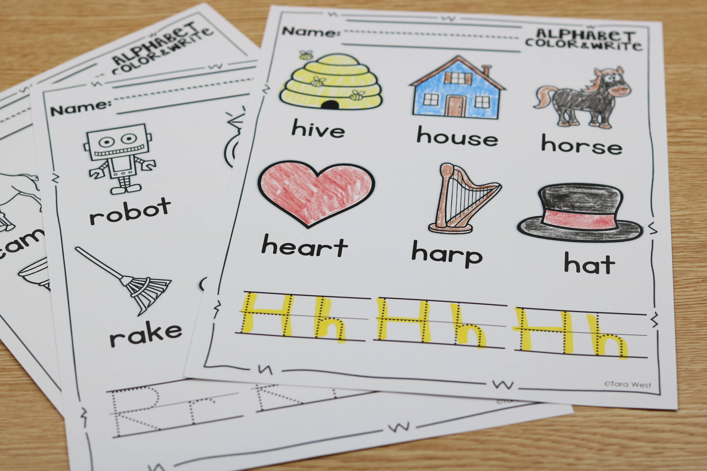 Free alphabet color and write phonics worksheet
