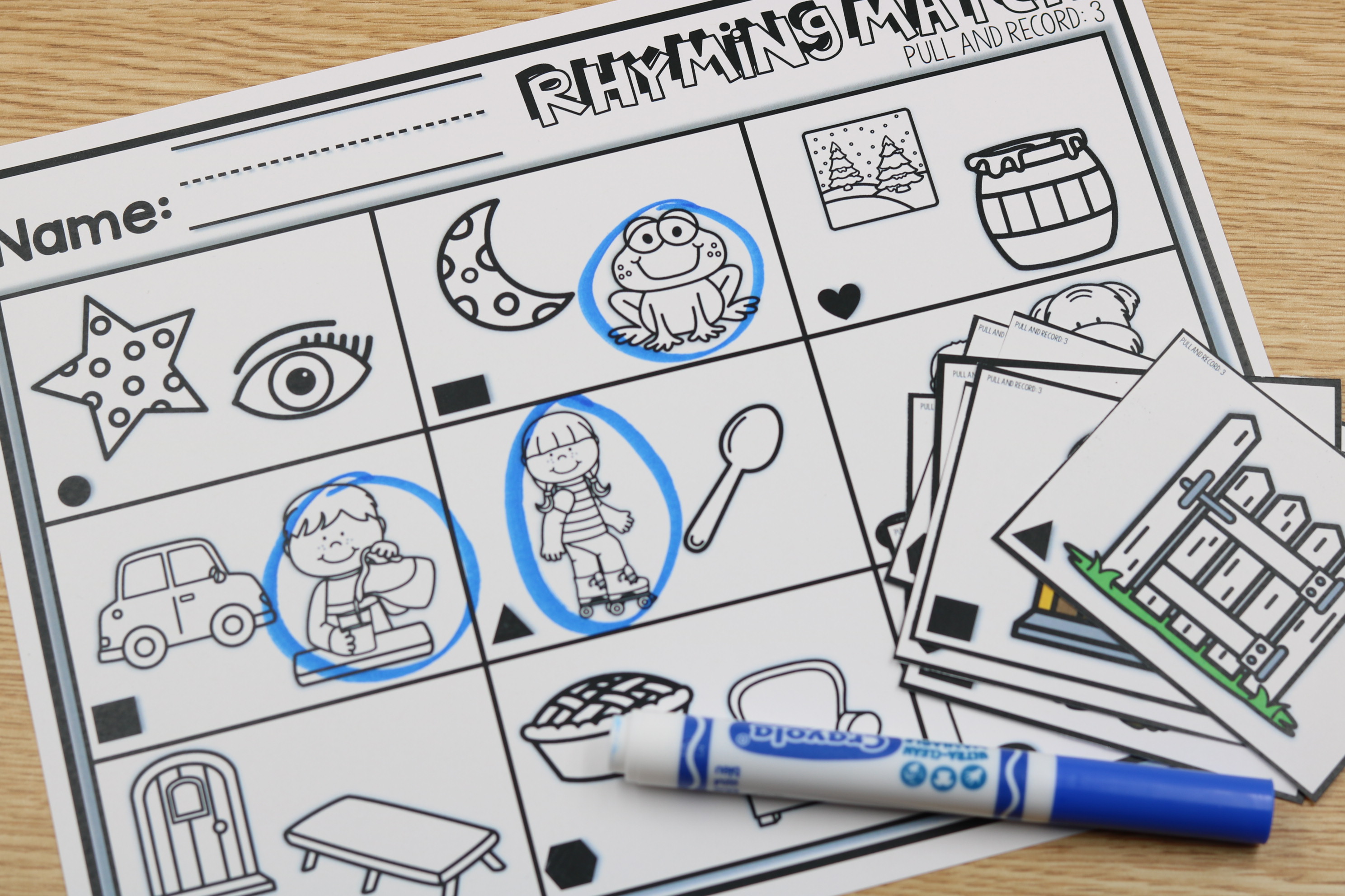 Rhyming pull and record free download for phonics practice